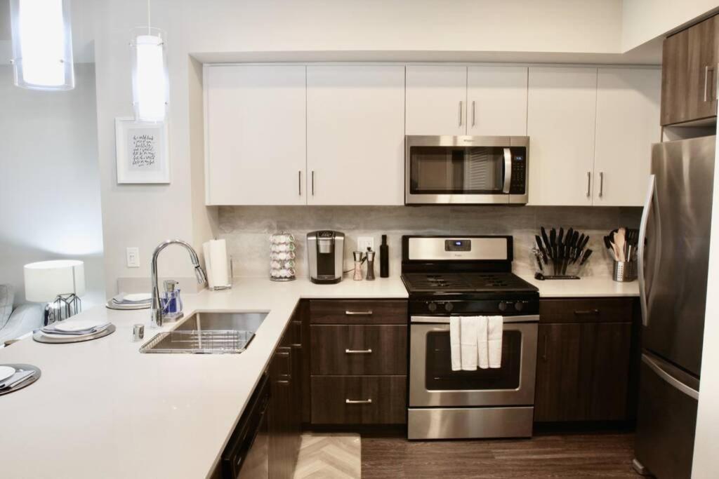 Modern Building -Free Parking - By Choc & St Joseph'S Hospital Appartement Orange Buitenkant foto